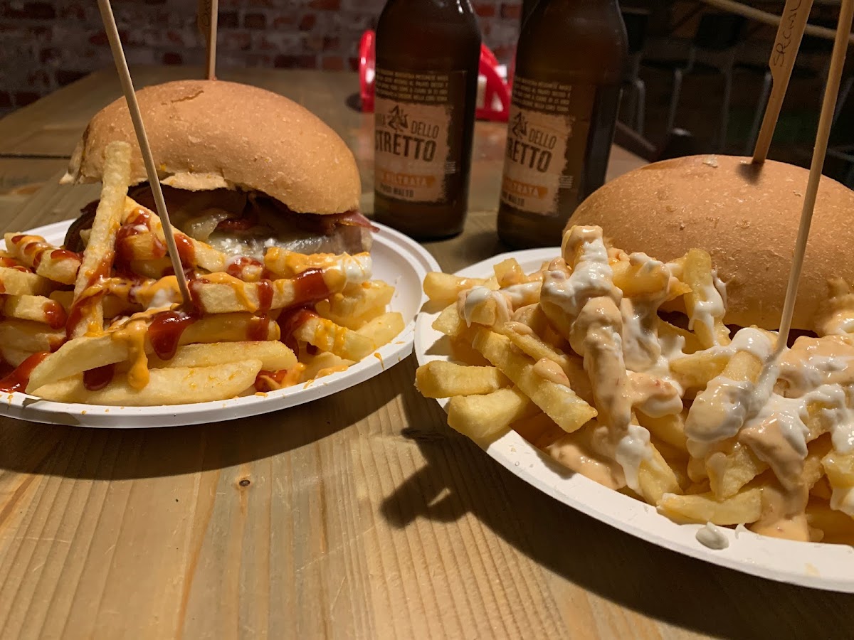 Carnivorous Panineria Hamburgheria-4